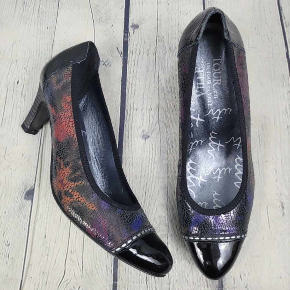 UN TOUR EN VILLE UTV | multicoloured cap toe heels pumps